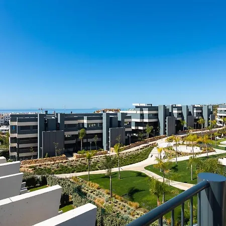 The Golden Oasis Penthouse Daire