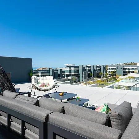 Apartment The Golden Oasis Penthouse
